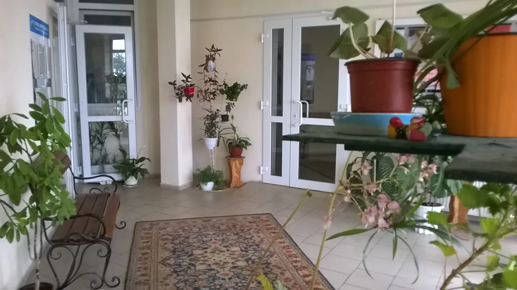 Уютная квартира с озелененным внутренним двориком