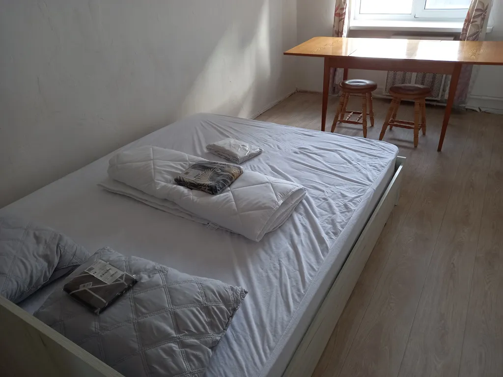 Двухкомнатная в центре, красивый вид на город и море