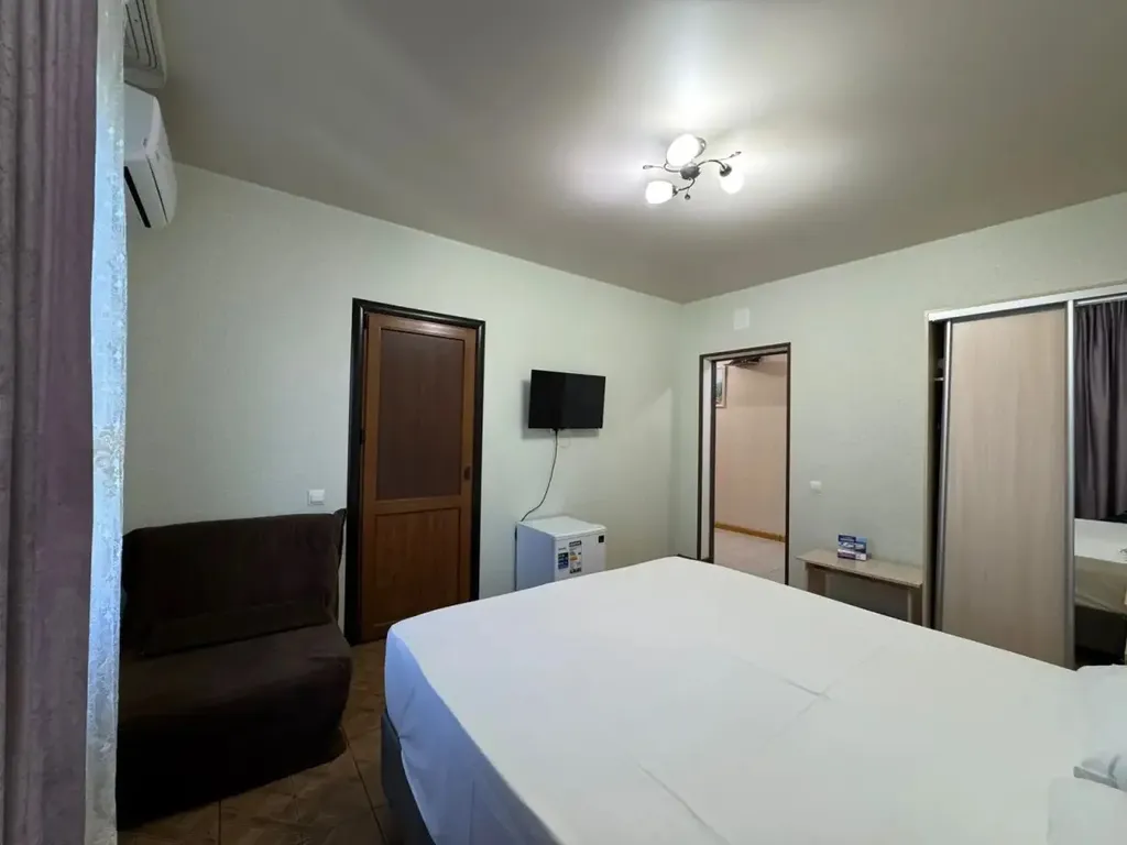 Комната номер 6 в гостевом доме Морская ласточка