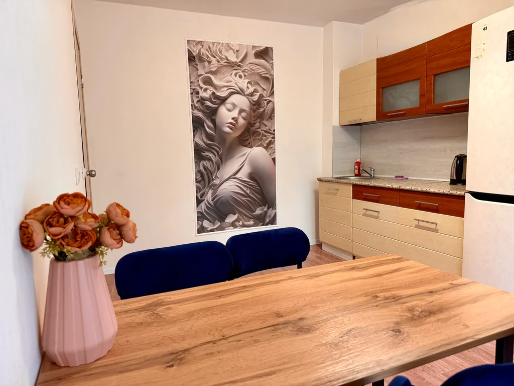 Большая уютная квартира между планетой и центром