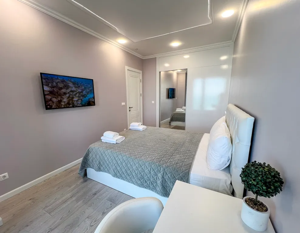 Двухкомнатная квартира на берегу моря, Porta Batumi Tower