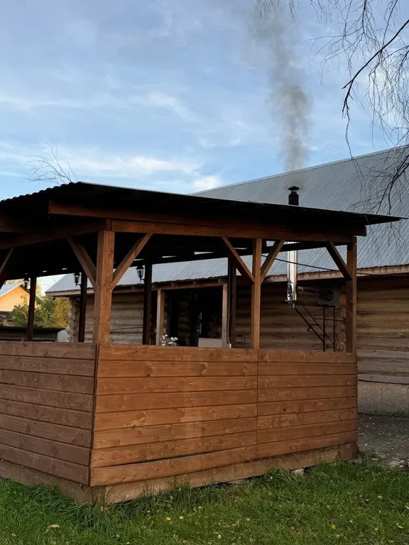 Новый рубленный дом в центре Ижевска, с баней и бассейном