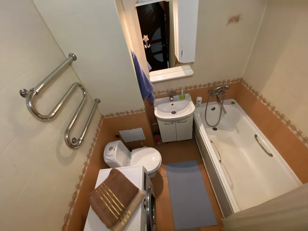 Уютная квартира в спальном районе, 3 спальных, smart tv wifi, балкон