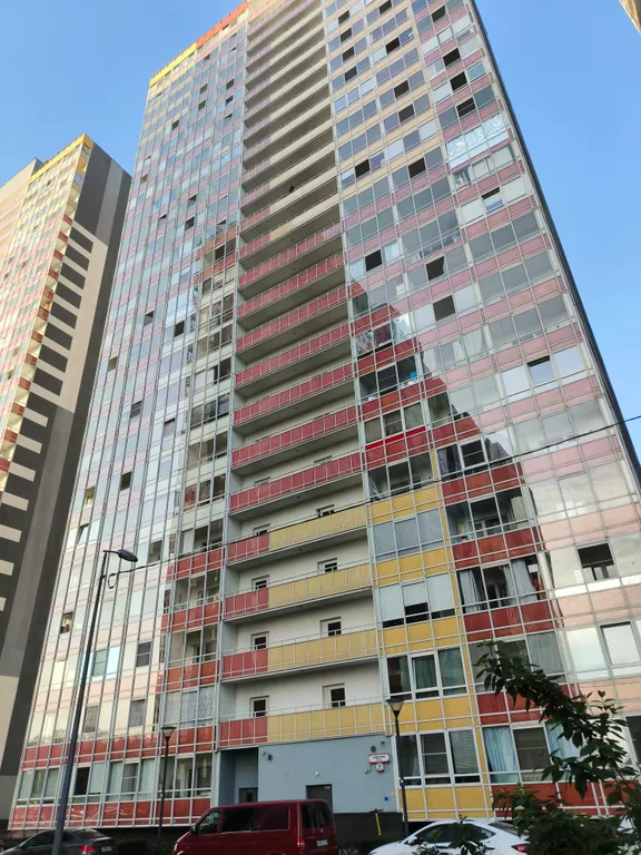 Квартира Уютная квартира студия на берегу Невы — Санкт-Петербург
