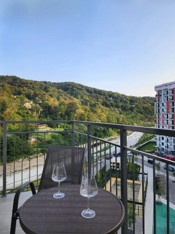 Квартира в Сочи с видом на лес