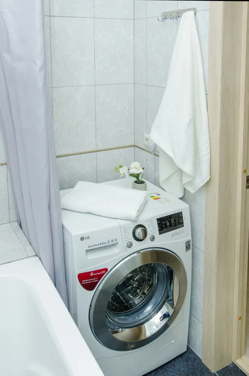 Просторная светлая 1-комнатная квартира у Гран-при и Олимп-пять.