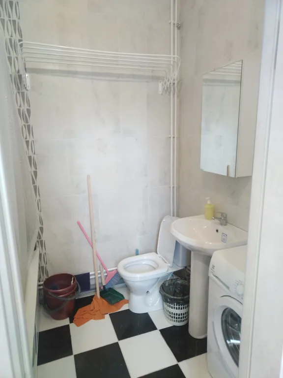 Однакомнатная квартира с новым ремонтом на Горгазе