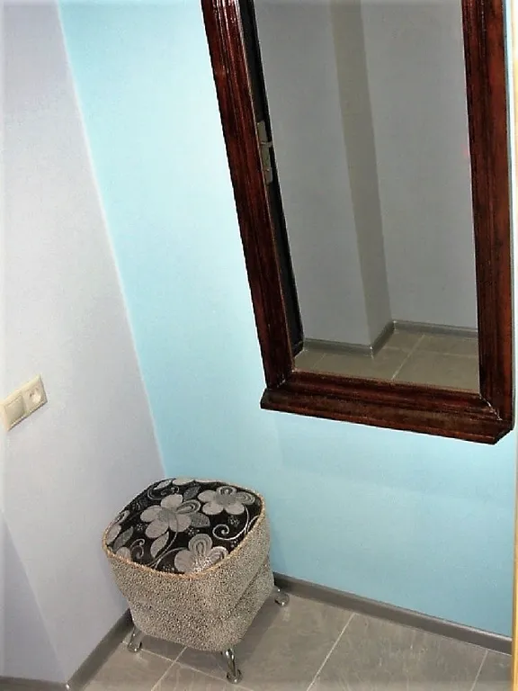 Тихая квартира с балконом в лес