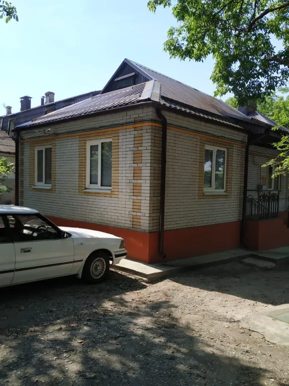 Коттедж Коттедж Уютное жилье в центре, цветник, курортная зона — Пятигорск