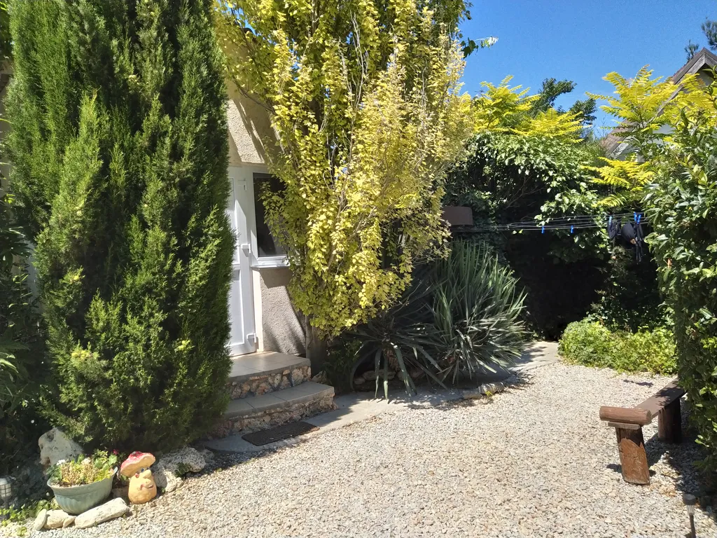 Коттедж 1-комнатный Дом — аренда посуточно в Оленевка