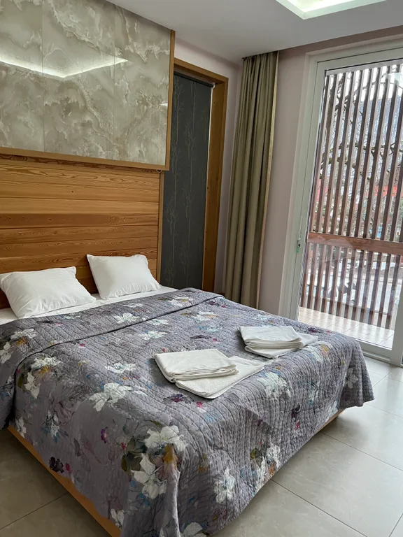 Семейные апартаменты с террасой и видом на горы