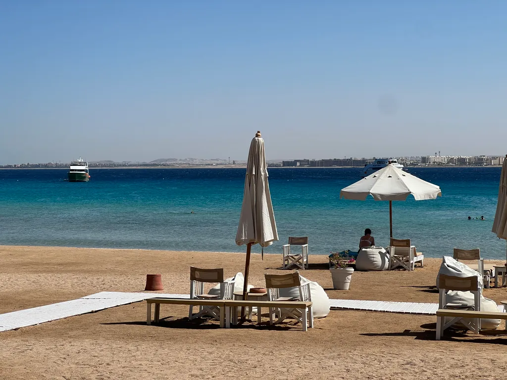 Новая квартира с видом на море в центре