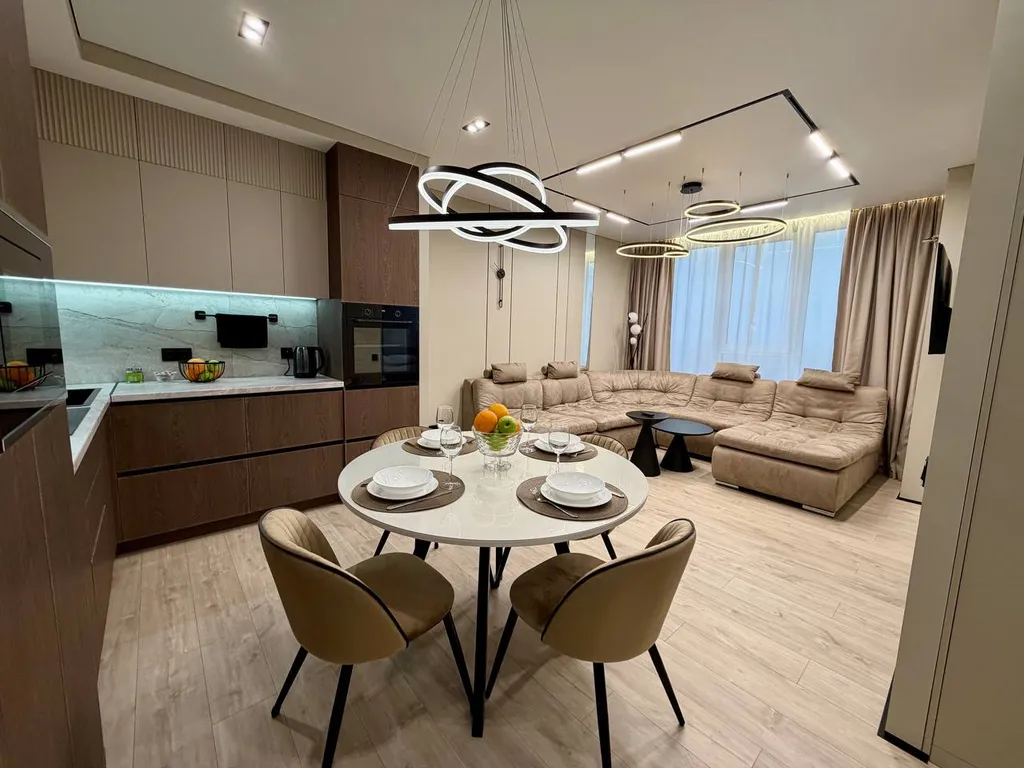 Уютные апартаменты на набережной с дизайнерским ремонтом