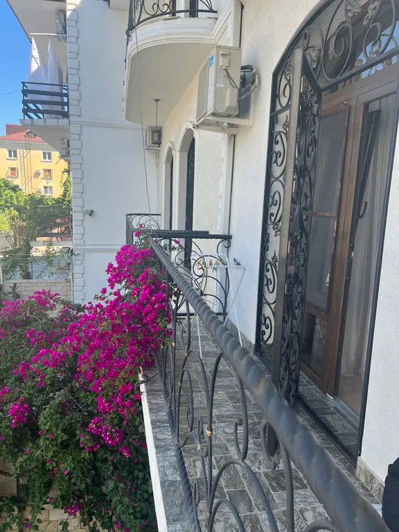 Квартира Двухспальный с одной кроватью с балконом — Сухум