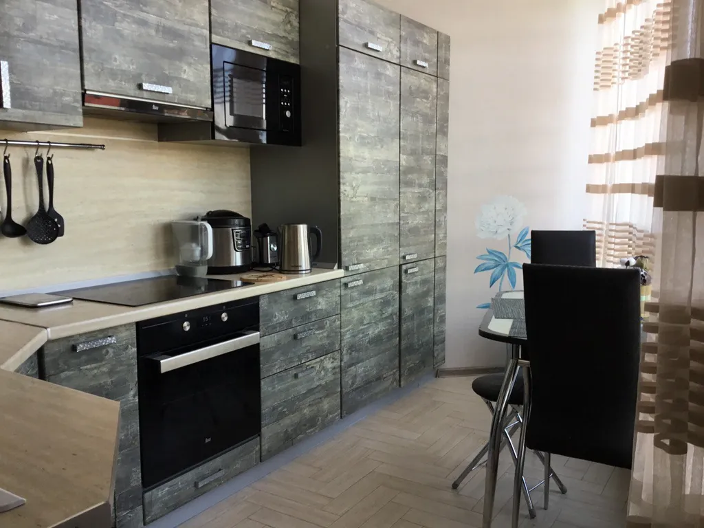 Квартира Светлая комната в центре с видом на море и горы — Адлер