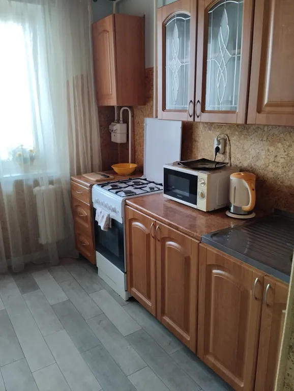 Уютная квартира не далеко от центра города (спальный район)