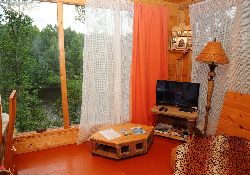 Дом с видом на реку Волга