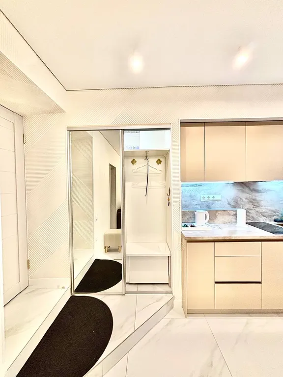 Квартира Квартира Auroom - уютная евродвушка с отдельным входом и парковкой в центре — Ярославль