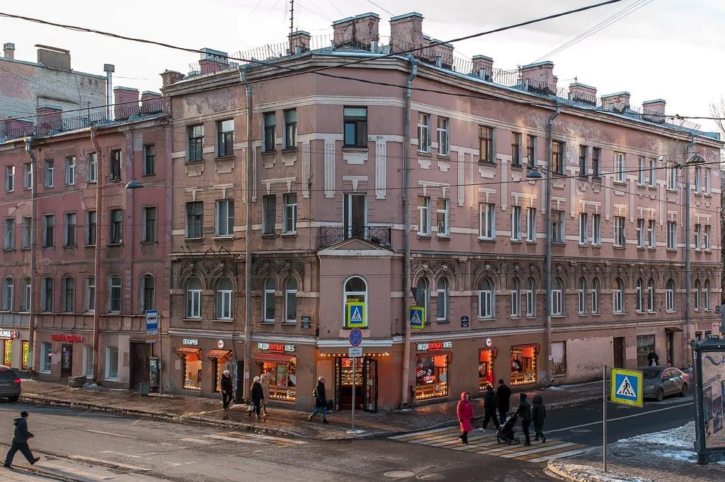 Уютный апартамент с эркером