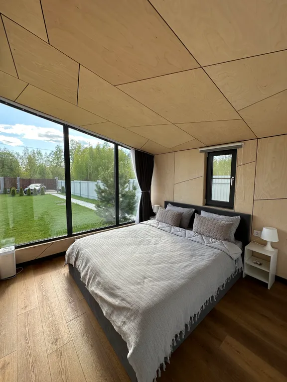 Коттедж Дом с террасой на берегу реки — Логиново