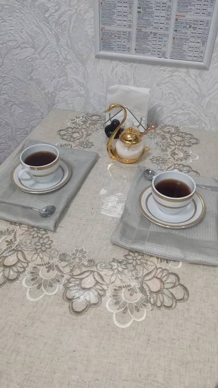 Около Нарзанной галереи и санатория Луч