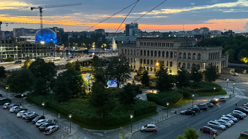 Квартира Квартира в центре города с видом на биржевой сквер — Калининград