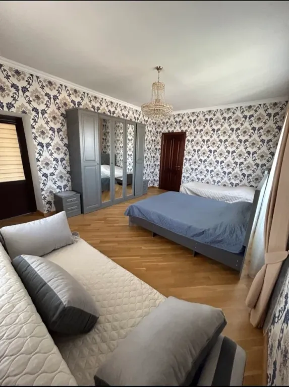 Просторный дом в районе центра