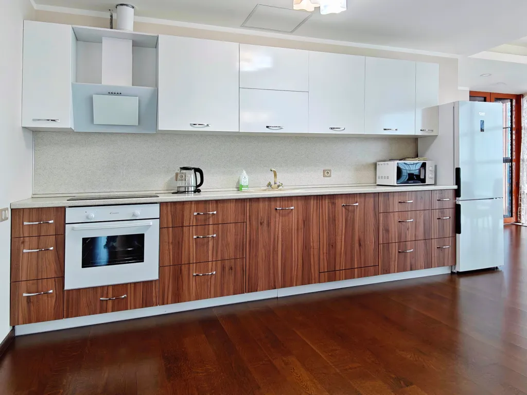 Видовая 2-комнатная квартира в Золотой Бухте