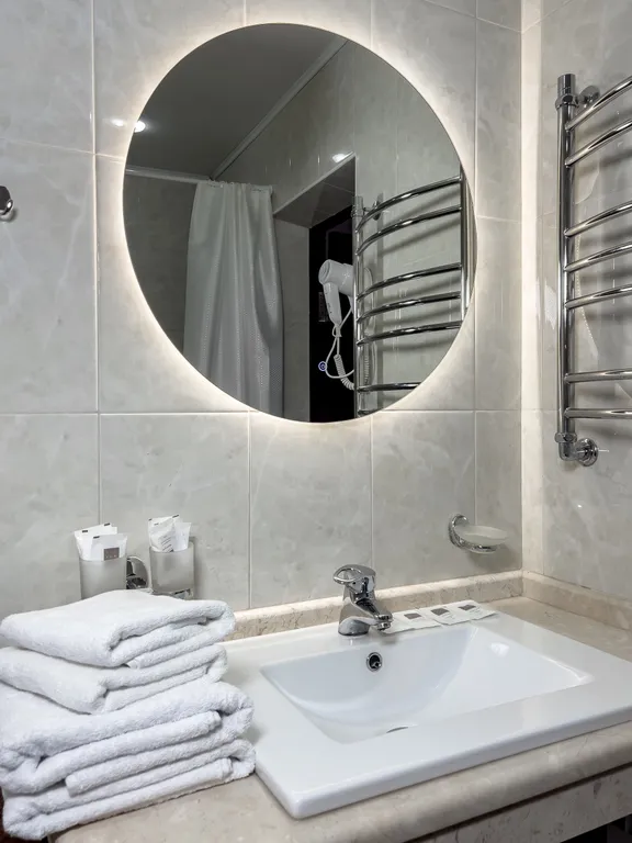 Люкс с видом на горы и балконом