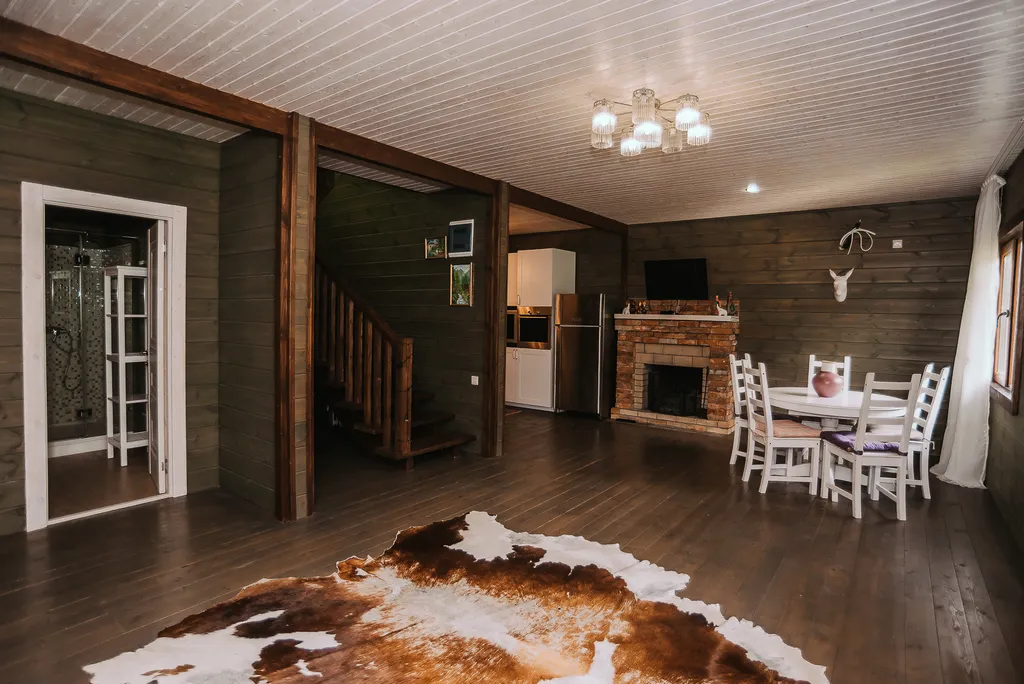 Домик в горах по дороге на Рицу