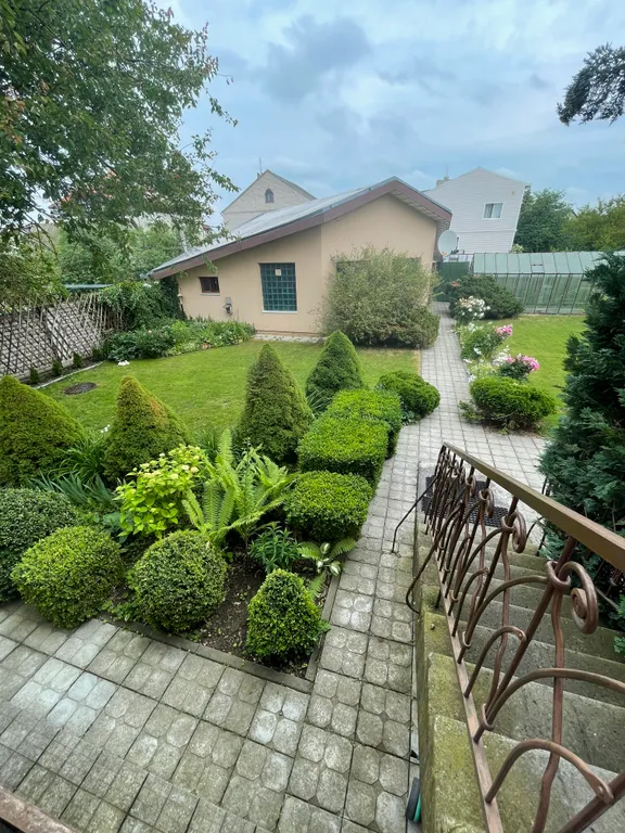 7-комнатный Дом