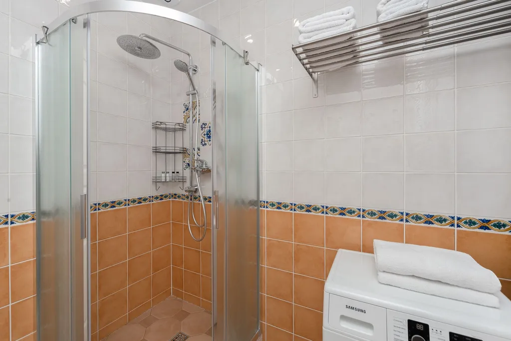 Квартира Премиальные апартаменты Family с 2 отдельными спальнями в небоскребе — Москва