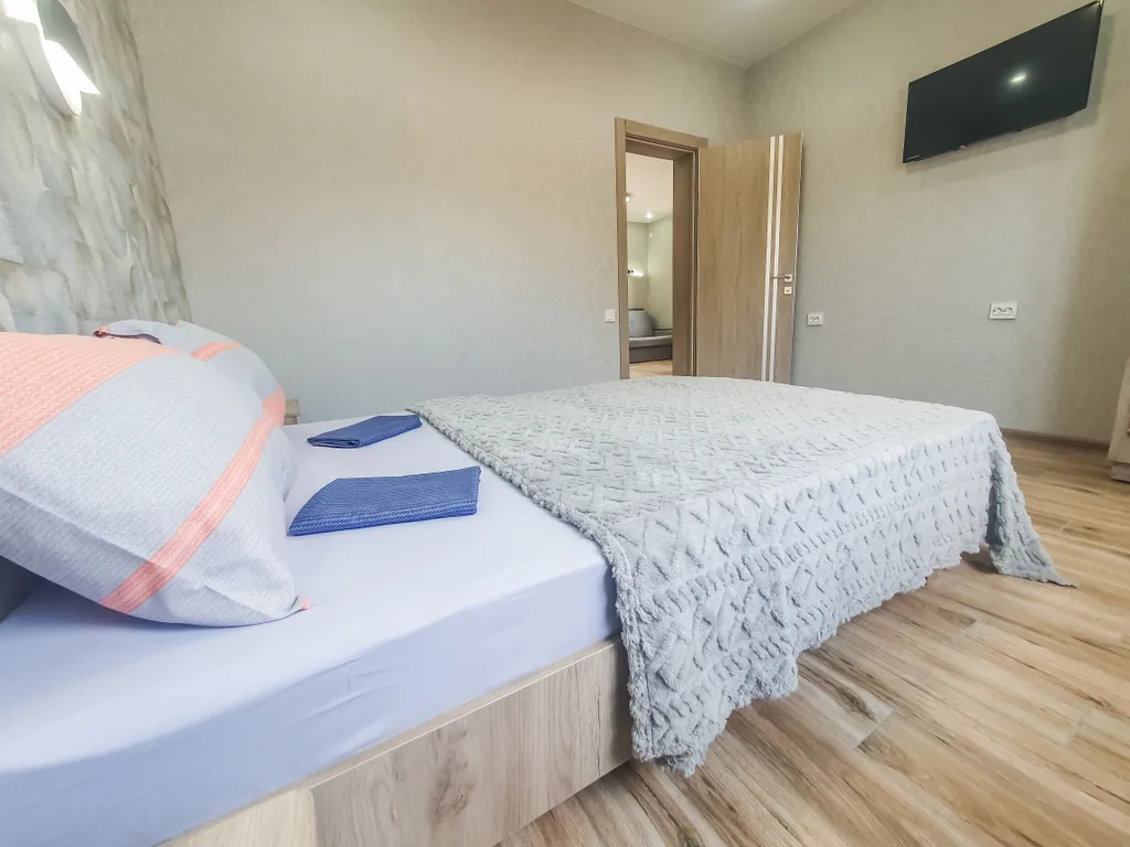 Отдельный дом на первой линии Азовского моря