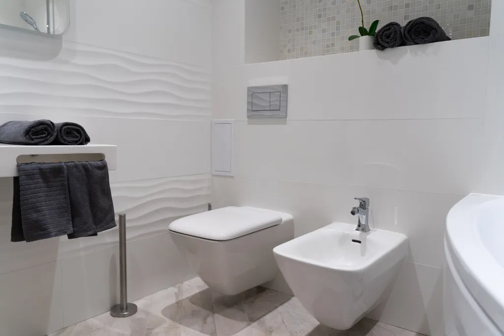 Приятная студия с домашним кинотеатром