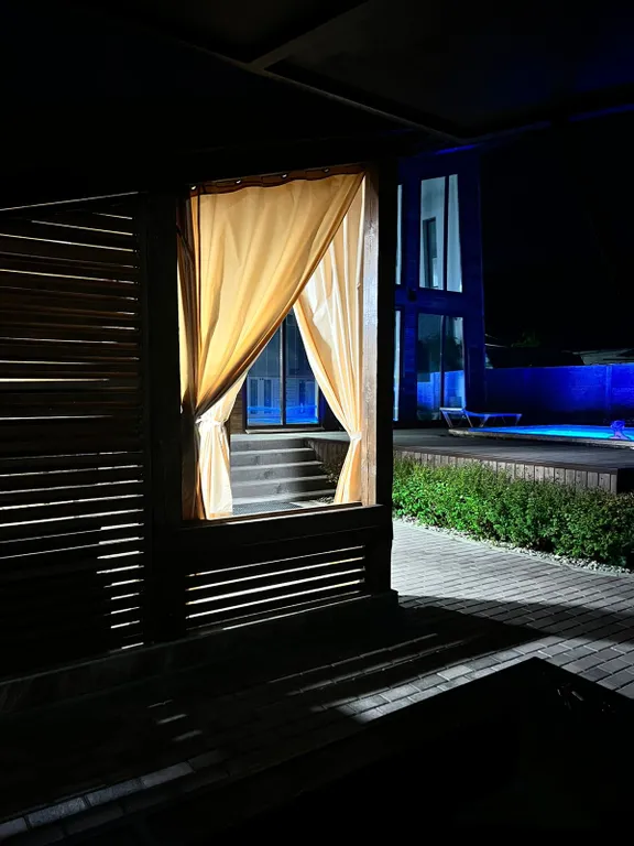 Апартаменты с горячим бассейном и видом на горы