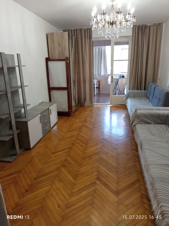 2х комнатная квартира в центре.