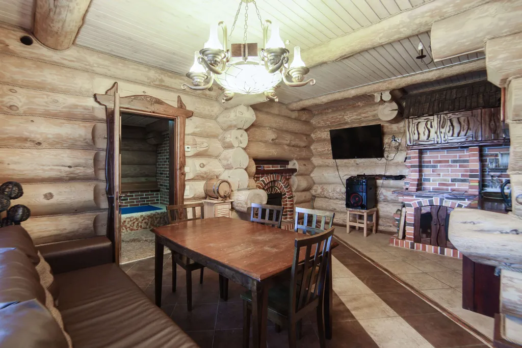 Шале с баней бассейном и видом на озеро