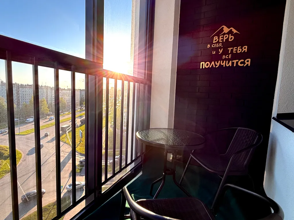 Уютнaя совремeнная cтильная квартира-студия в ЖК Артнова