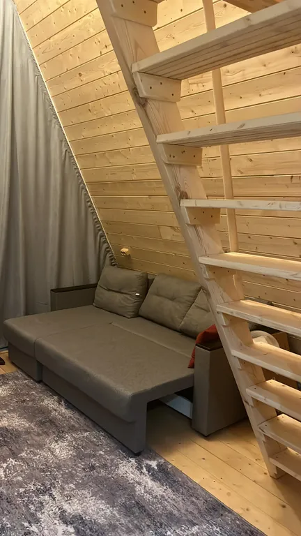 Коттедж Треугольный домик афрем — Красный Курган