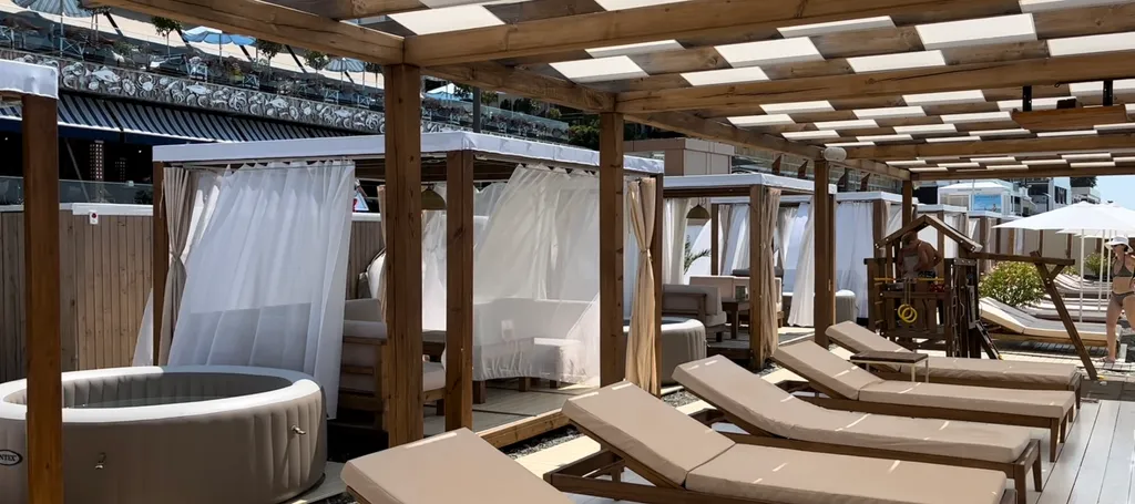 Квартира у моря, где хочется жить вид на море и закаты с 21 этажа