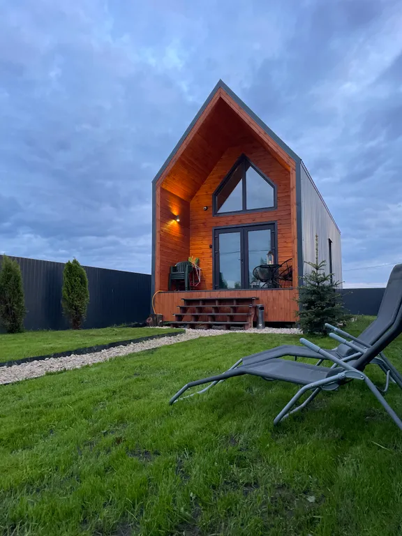 Новый современный дом с сауной в стиле барн хаус