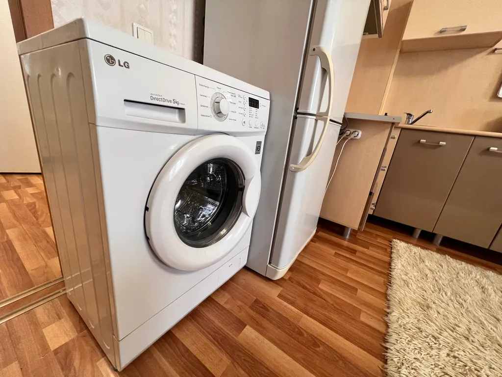 Квартира Уютная, студия, центр города, тц вояж, парковка, кафе, аквапарк — Тюмень