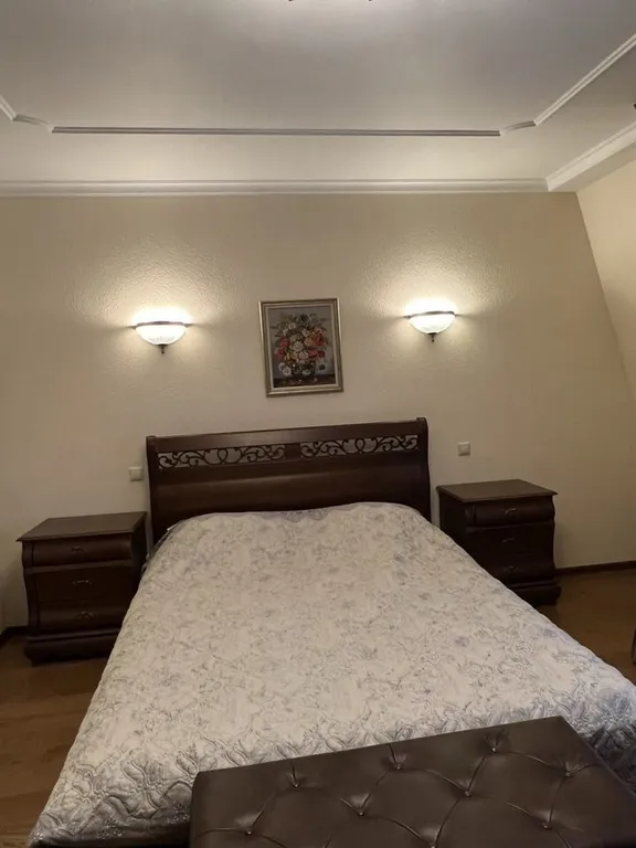 Таунхаус на береговой линии песчаного пляжа с бассейном