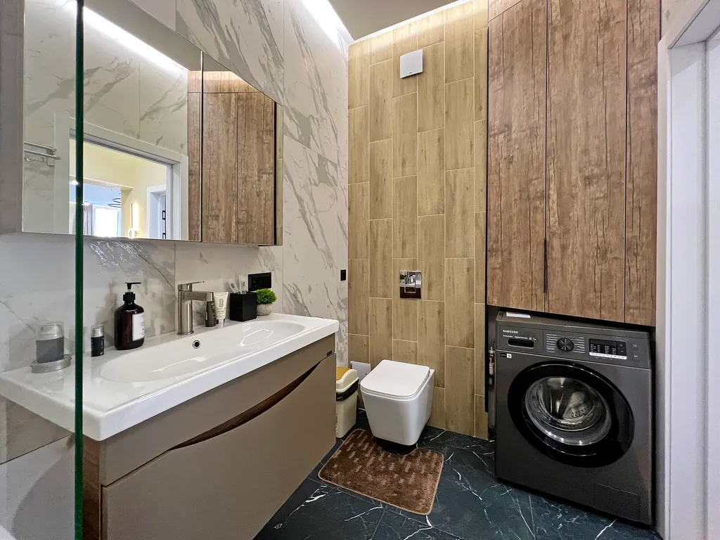 Стильные апартаменты с видом и дизайнерским ремонтом