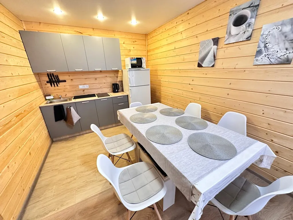 Коттедж Уютный дом для больших компаний — аренда посуточно в Щёкино