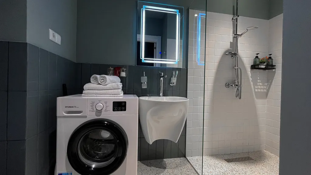 Квартира Квартира Cozy studio on 3 floor next white — Батуми