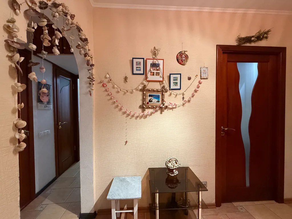 Комната в карибском стиле в трёхкомнатной квартире