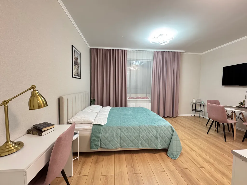 Квартира Квартира с новым ремонтом — Янино-1