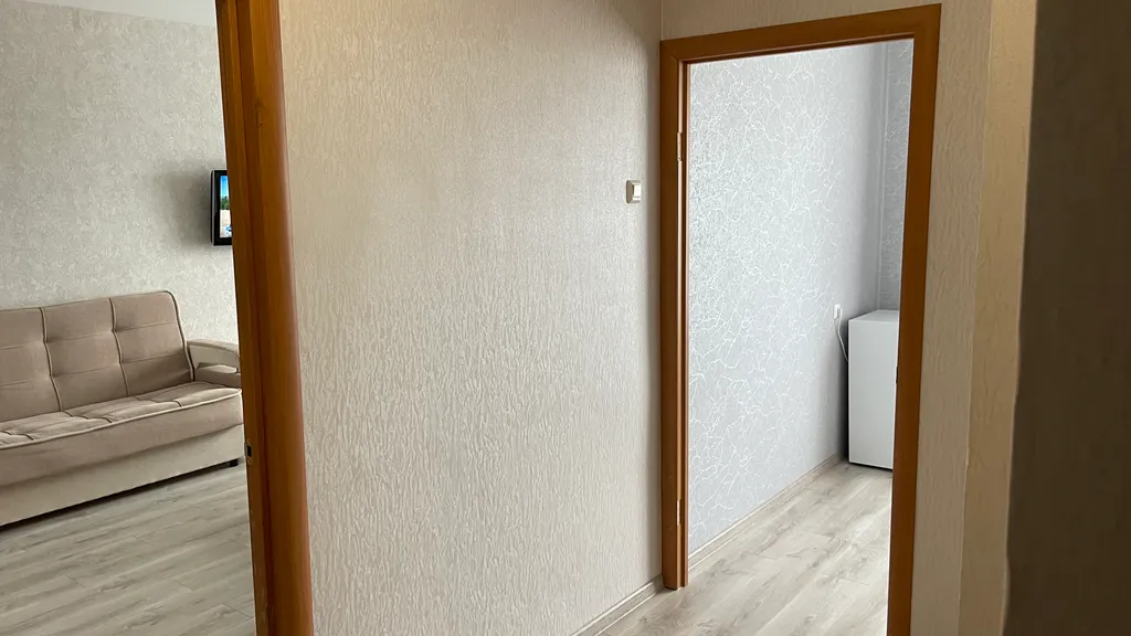 Уютная квартира рядом с аэропортом Толмачево и экспоцентром