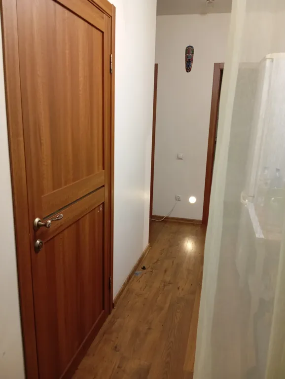 Комната с балконом рядом с метро